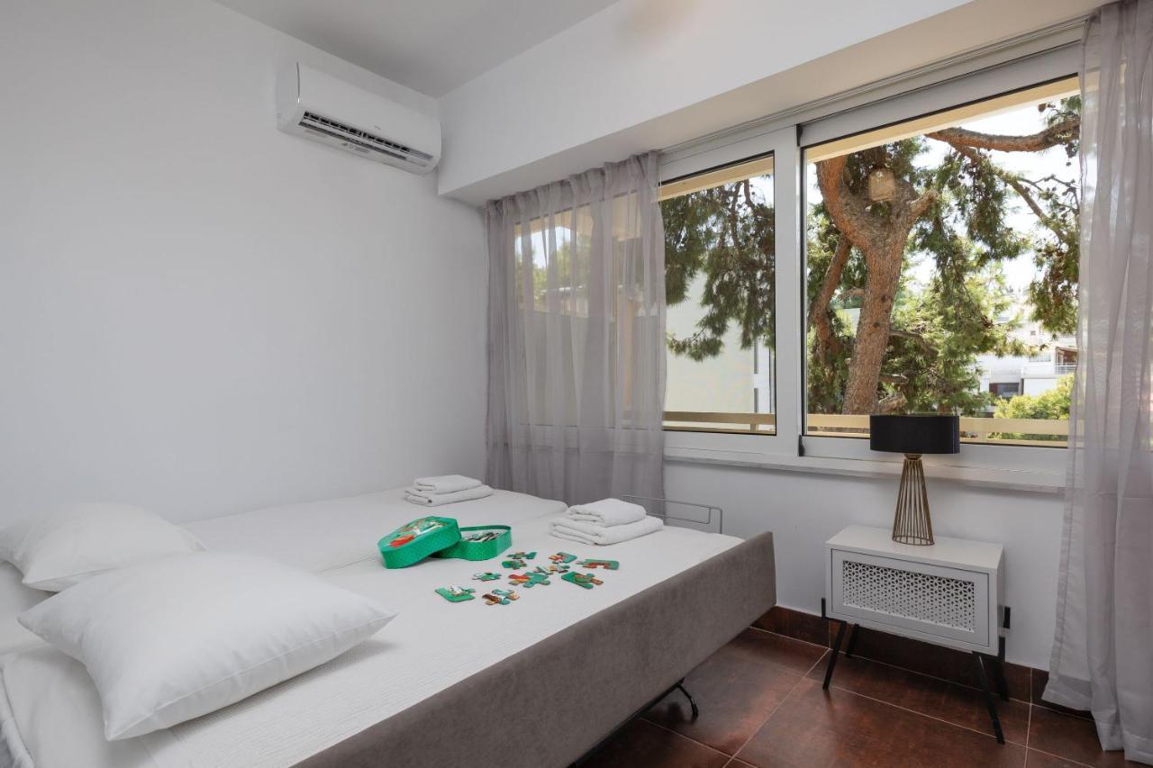 Relux Sea View 2 Bedroom Apartment By Blupine Athene Buitenkant foto